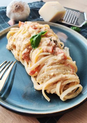 Une photo de Pâte sauce crémeuse à la feta-tomate