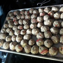 A picture of Greek meatballs.