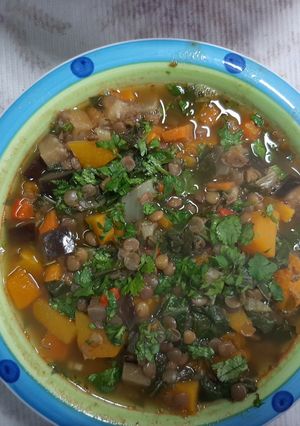 Una foto de Lentejas con verduras de la temporada