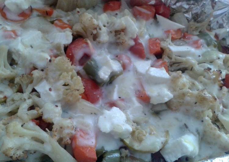 Assado de legumes ao molho branco