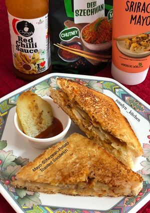 A picture of Mayo-Schezwan-Potato Toasted Sandwich.