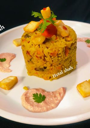 પનીર મસાલા પુલાવ (Paneer Masala Pulao Recipe In Gujarati) રેસીપી મુખ્ય ફોટો