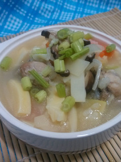 竹筍排骨粥 的食譜成品照片
