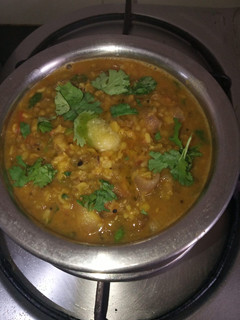 பச்சை பயறு குழம்பு (Pachai payiru kulambu Recipe in Tamil) செய்முறை முக்கிய புகைப்படம்