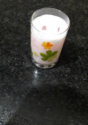 A picture of Roohafza Shake.