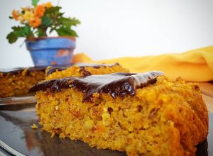 Foto de Bolo de cenoura com farinha de amêndoa