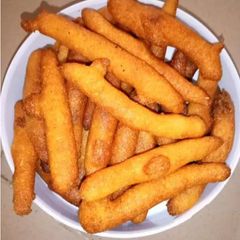 A picture of Garri chips.