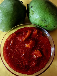 ગોળ કેરી (Gol Keri Recipe In Gujarati) રેસીપી મુખ્ય ફોટો