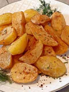 Rusztikus, előfőzött, sült burgonya recept fotója