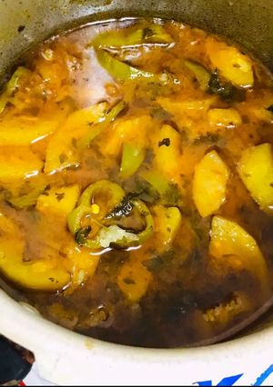 A picture of Lauki Shimla Mirch /Kaddu & capcisum curry.