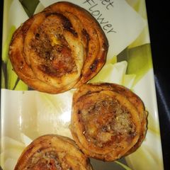 A picture of Pizza roses.