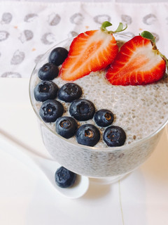 Hình của món Chia Seed Pudding.