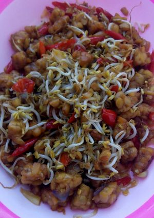 Foto resep Tumis tempe toge pedas mudah