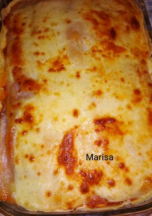 Una foto de Lasaña de crepes, rellena de carne, espinaca y fiambre
