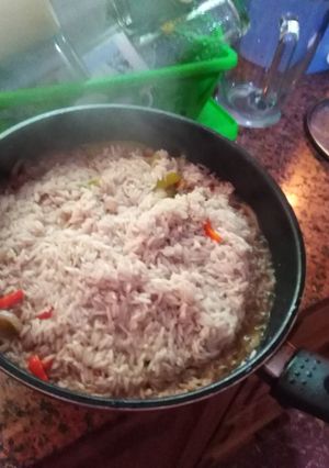 Una foto de Verduras con arroz al vino tinto..