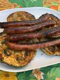 Merguez et courgettes rondes marinées grillées
