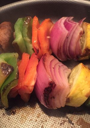 Una foto de Brochetas de Verduras