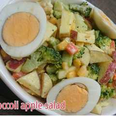 รูปของ Broccoli apple salad