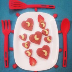 A picture of Strawberry Halwa.