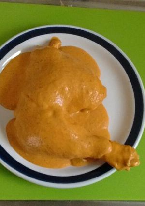 Una foto de Encacahuatado con pollo 👍💕💕😘😘