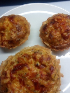 Una foto de Tarteletas de choclo y jamón