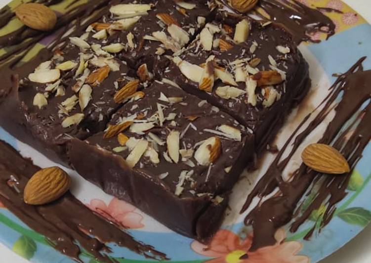 How to Prepare Tasty Almond chocolate fudge