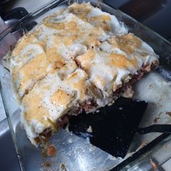 A picture of Jenny's Hamburger Pie.