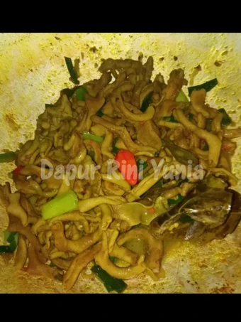 Cara Gampang Membuat Resep Usus ayam bumbu kuning simple yang  Bikin Ketagihan Anti Ribet, Lezat