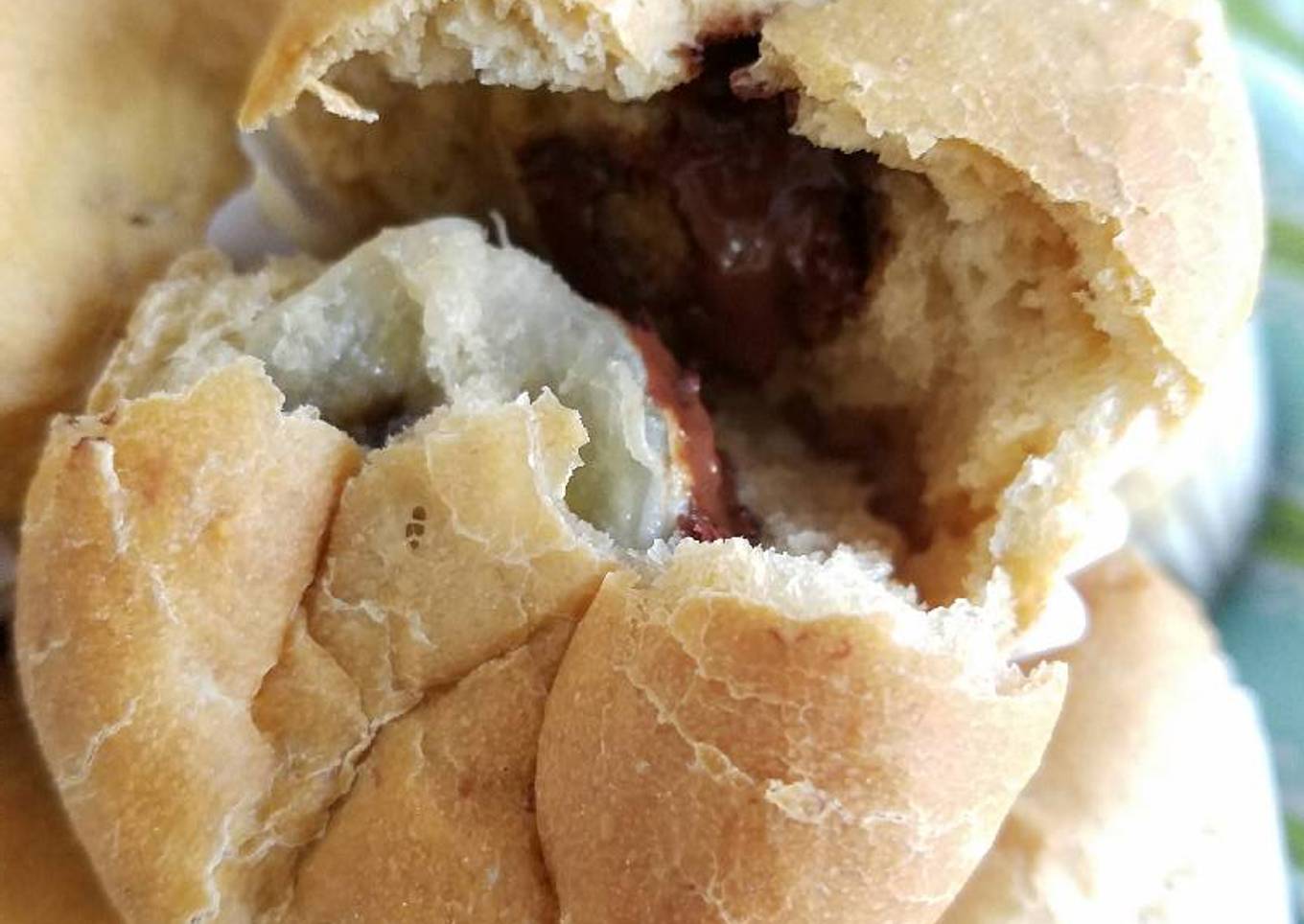 CafÃ© au lait & Choco Banana Buns