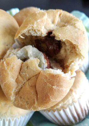 A picture of Café au lait & Choco Banana Buns.