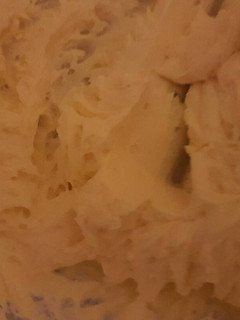 A picture of Buttercream icing.