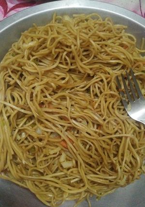 A picture of Garlic noodels.