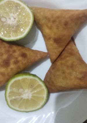 A picture of Vegetable Samosa.