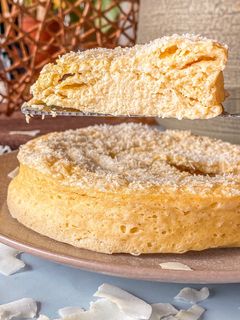 Una foto de Cheesecake de coco al micro