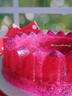 Foto resep Pudding Susu Buah Naga