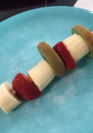 A picture of Fruit kabobs.