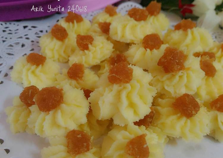 Resep Semprit Susu 3 Bahan, Lezat Sekali