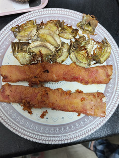 Una foto de Rollitos de jamón york y queso