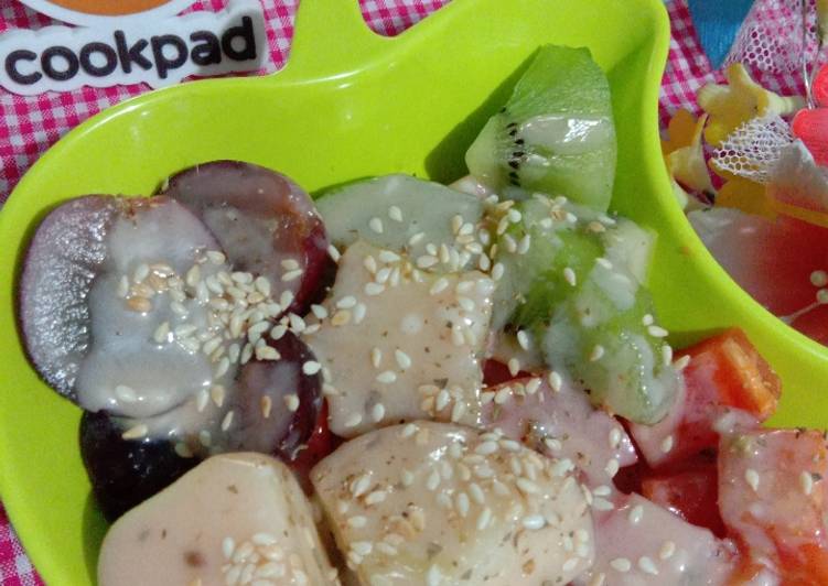 Salad Buah Tabur Wijen