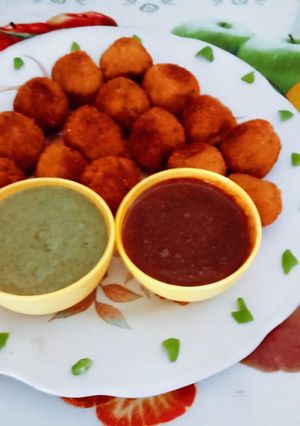 A picture of Tasty yummy potato corn flour balls.