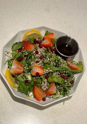 صورة لوصفة كينوا سلطة 🥗 Quinoa salad