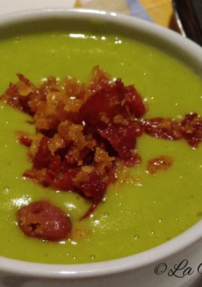 Una foto de Crema de guisantes al curry