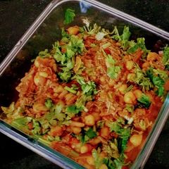 A picture of Banana flower with small cowpeas Curry.
