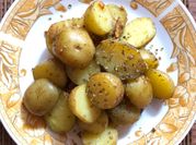 Gambar baby potato garlic