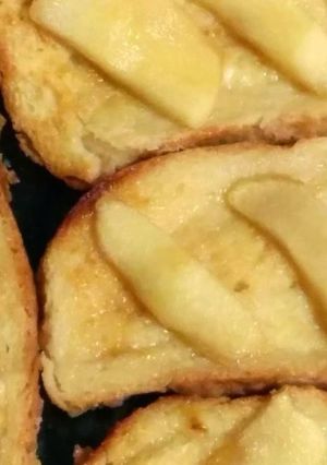 Foto principal de Pan perdido con manzana (Torrijas al horno)