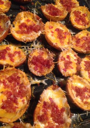 A picture of Homemade Potato skins.