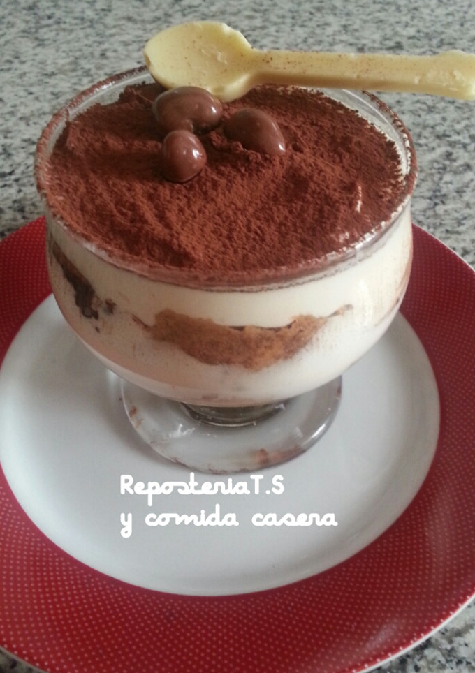 Una foto de Copas de tiramisú