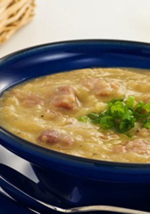 صورة لوصفة طريقة عمل شوربة العدس الأخضر بلحم الموزات