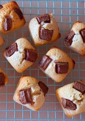 Une photo de Financiers kinder