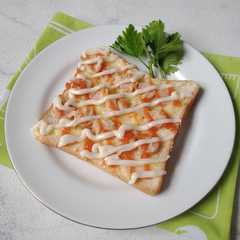 Roti Mayo Sosis Keju-レシピのメイン写真